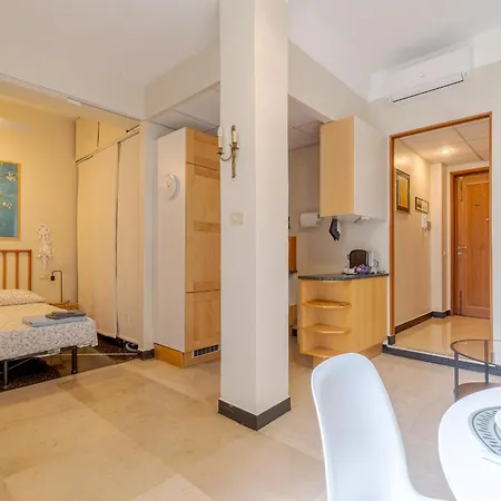 Апартаменты A Casa Di Enea Генуя