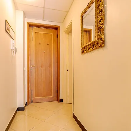 A Casa Di Enea Genua